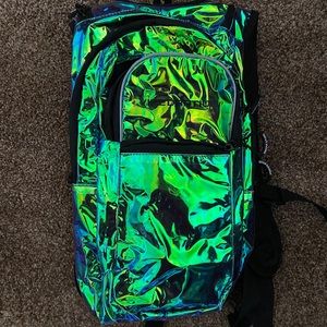 Vibedration Hydration Bag